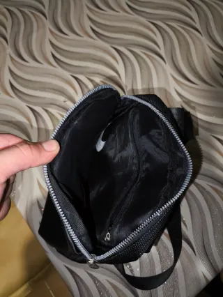 Borsa a tracolla Coveri World nera