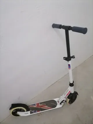 Patinete Oxelo con diseño Union Jack