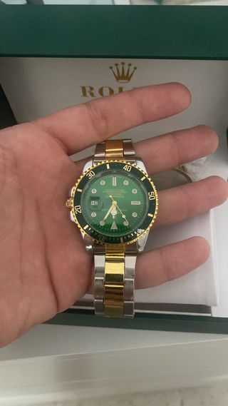 Reloj Dorado y Plateado con Caja