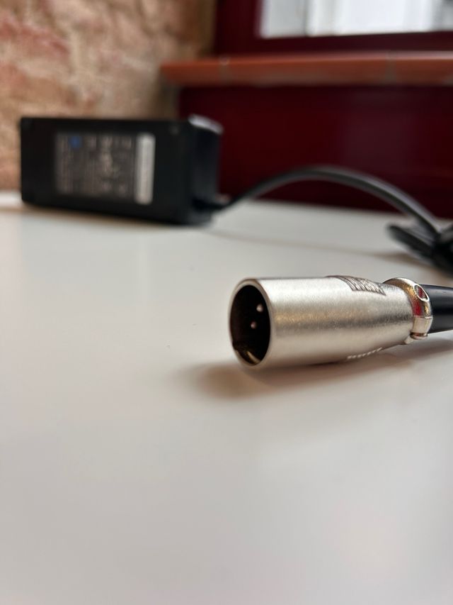 Cargador Batería Li-ion 36V