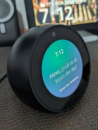 Echo Spot Redondo - Altavoz Alexa - Negro