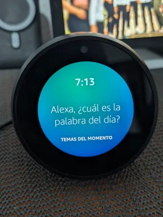 Echo Spot Redondo - Altavoz Alexa - Negro