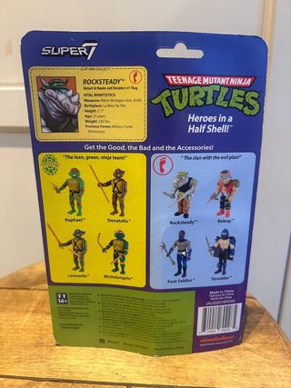Figura Rocksteady Tortugas Ninja ReAction