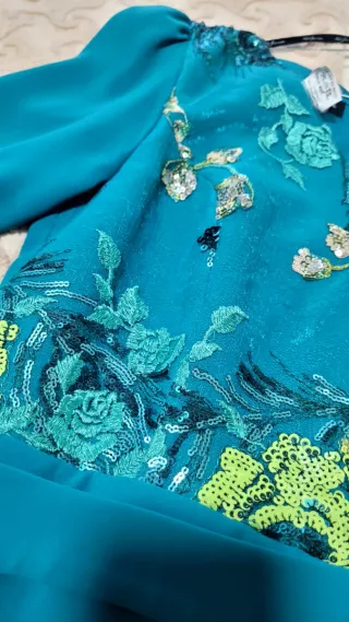 Vestido verde azulado