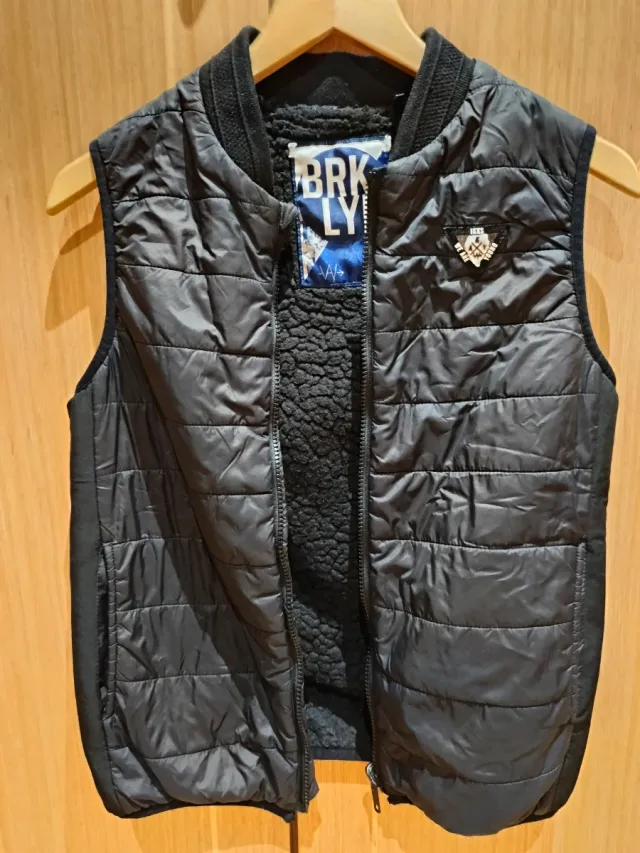 Conjunto IKKS Abrigo y Chaleco 14 años