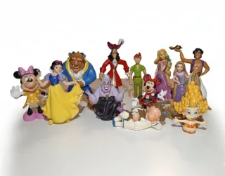 Set di 12 statuette Disney in PVC