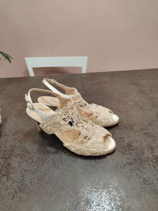 Zapato Angel Alarcón Beige