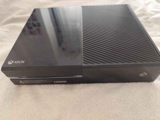 Xbox One + Mando Original Negro