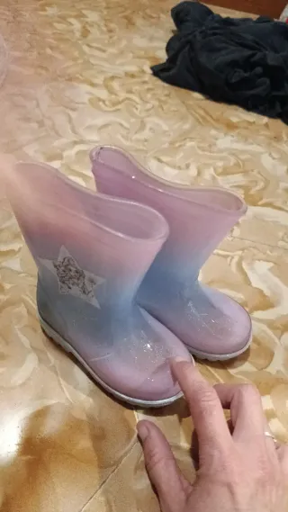 Ropa de bebé Prenatal, chaqueta y vestido mayoral