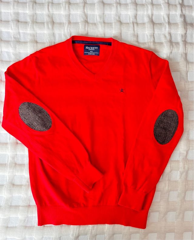 Jersey Hacket rojo.