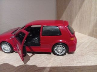 Maqueta coche Golf Rojo