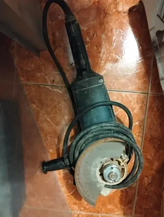 Radial Bosch GWS 18-180