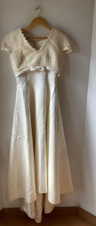 Vestido tirantes Novia y corpiño bordado