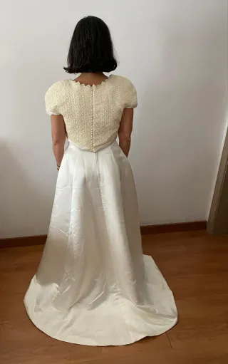 Vestido tirantes Novia y corpiño bordado