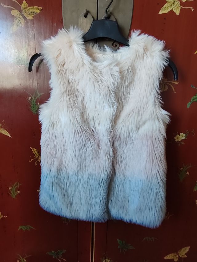 Chaleco pelo color crudo, Mayoral T8 a