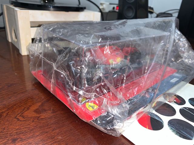 Ferrari SF21 Charles Leclerc 1:24