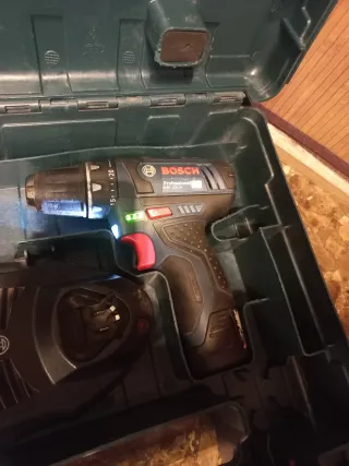 Taladro y atornillador Bosch