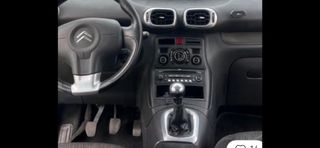 Citroen C3 Picasso 2008.
