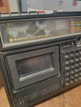 Radio Cassette Sanyo Vintage