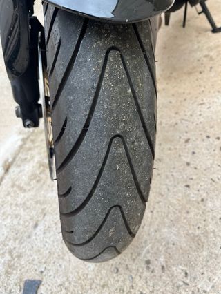 Honda CB600F Hornet con baúl