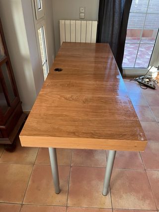 Mesa de estudio a medida madera y metal