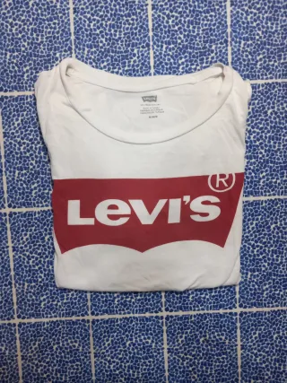 Camiseta Levi's Blanca Logo Rojo Talla M