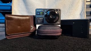 Sony Cyber-shot DSC-W300 13.6MP Titanium