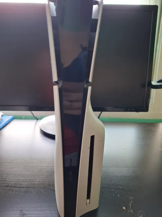 PlayStation 5 Slim 1TB Blanca