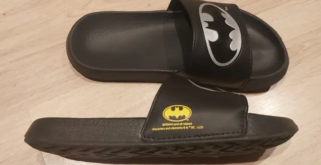 Chanclas Batman Originales de DC Comics Talla 36