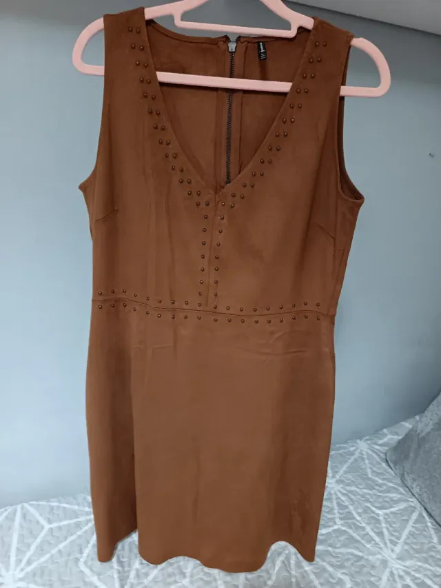 Vestido ante marrón Stradivarius Talla M
