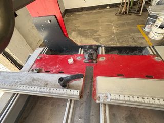 Cortador de azulejos Rubi con agua