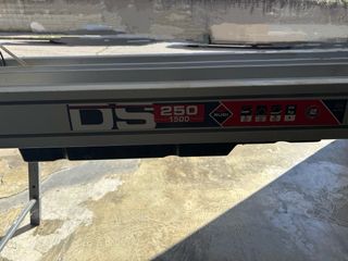 Cortador de azulejos Rubi con agua