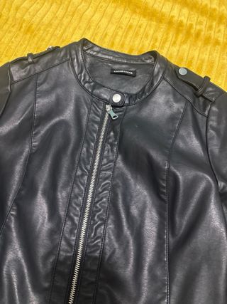 Cazadora polipiel Cache Cache negra