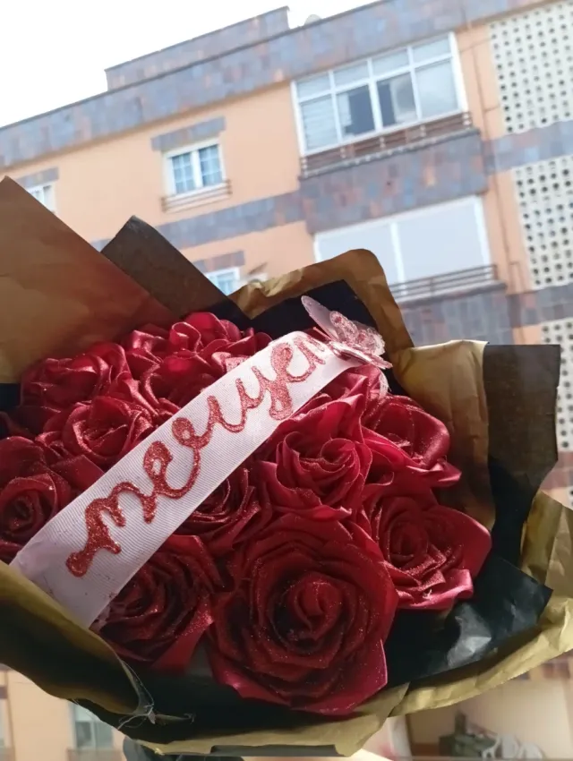 Flores de tela hechas a mano