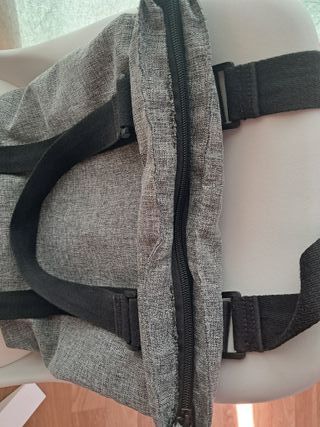 Mochila / Bolso de hombro gris y negro muy cómodo