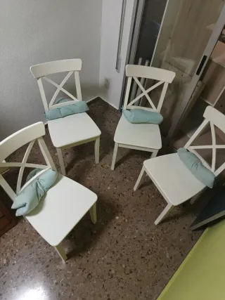 Mesa DANDERYD + 4 Sillas ROSENTORP IKEA