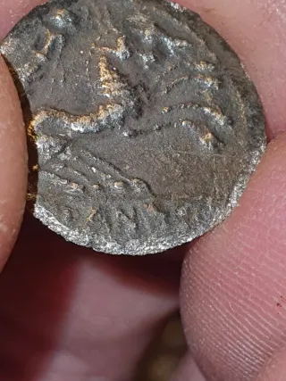 Denario República Romana Gens Junia Silanus