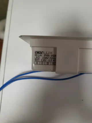 Luz de emergencia LED rectangular