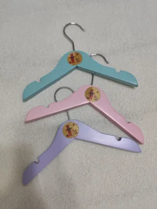 Lote 3 perchas infantiles Zara Home madera