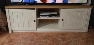 Mueble TV blanco y madera