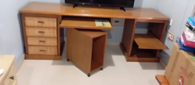 Escritorio madera maciza hecho a medida