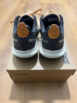 Zapatillas Salomon Outpulse W Beige/Negro