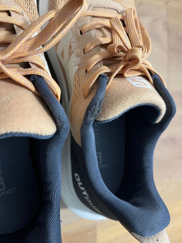 Zapatillas Salomon Outpulse W Beige/Negro