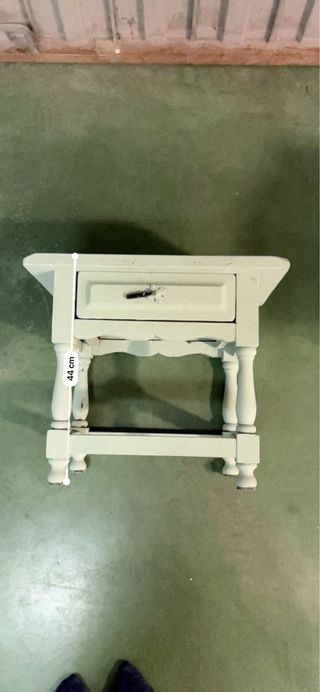 Mesita auxiliar madera maciza 47x44 cm
