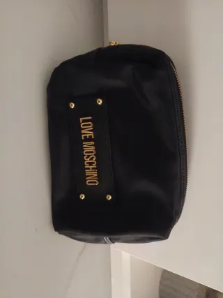 Neceser Moschino Negro