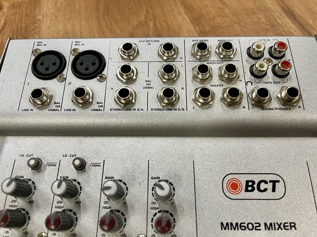 Mesa de mezclas BCT MM602