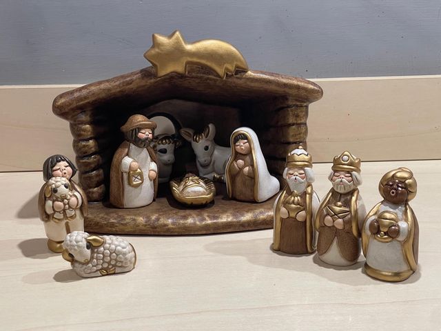 THUN Presepe 1997 con capanna e 10 personaggi