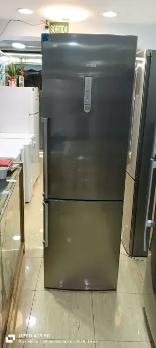 NEVERA COMBI BOSCH NO FROST ENERGÍA A+