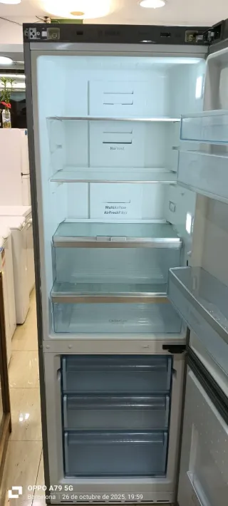 NEVERA COMBI BOSCH NO FROST ENERGÍA A+