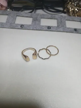 Conjunto de 3 Anillos Dorados
